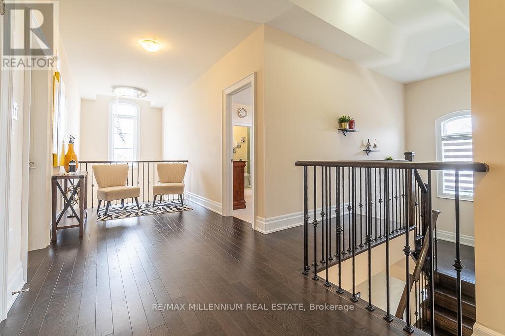 52 Gordon Randle Drive, Brampton (Toronto Gore Rural Estate), Ontario  L6P 4H8 - Photo 17 - W12445799