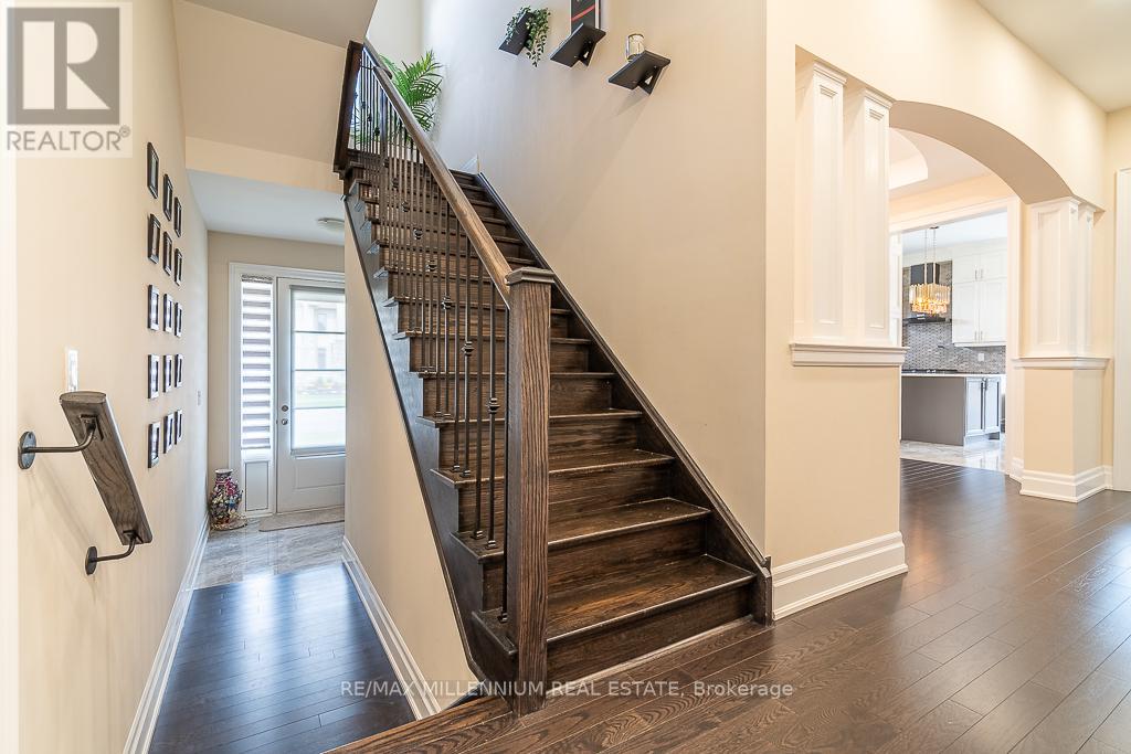 52 Gordon Randle Drive, Brampton (Toronto Gore Rural Estate), Ontario  L6P 4H8 - Photo 19 - W12445799