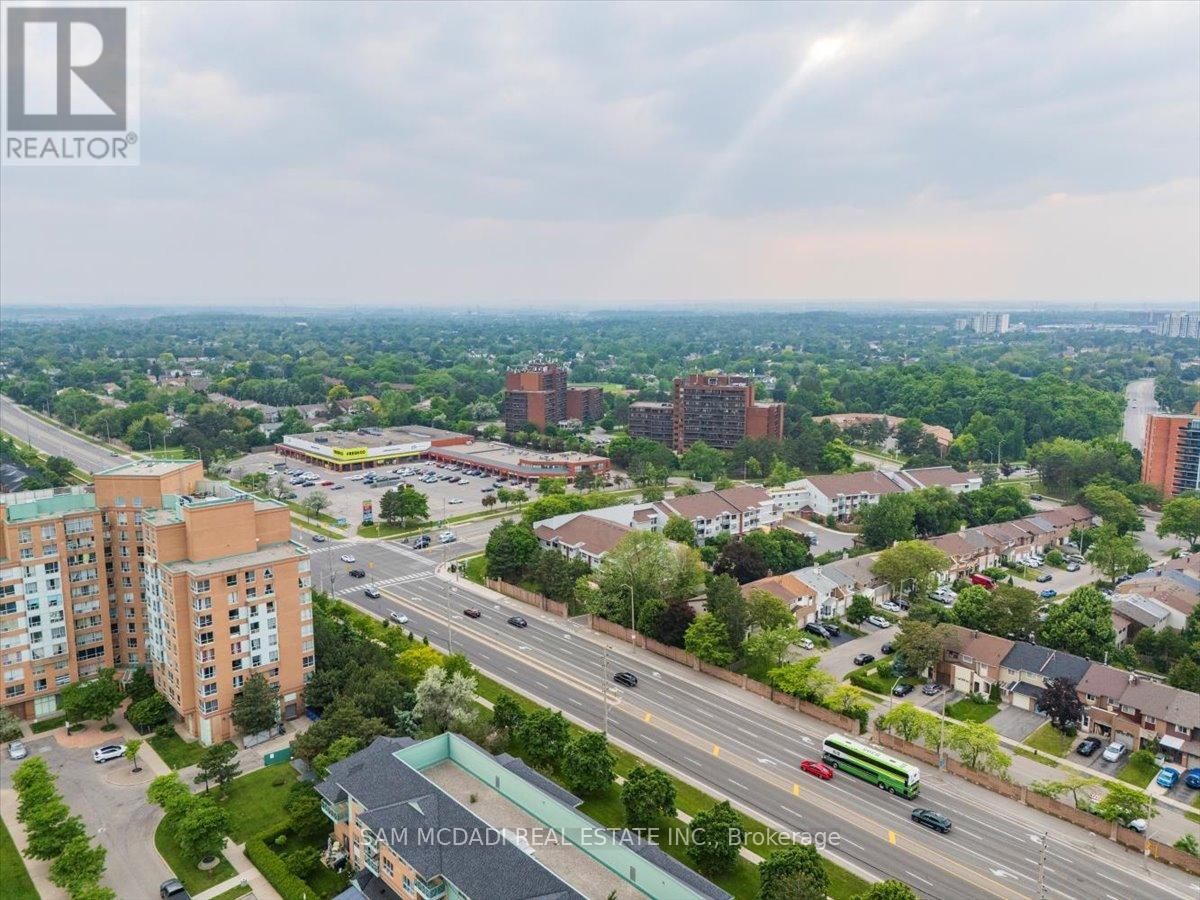 6074 Leeside Crescent, Mississauga (Central Erin Mills), Ontario  L5M 5K6 - Photo 44 - W12445801