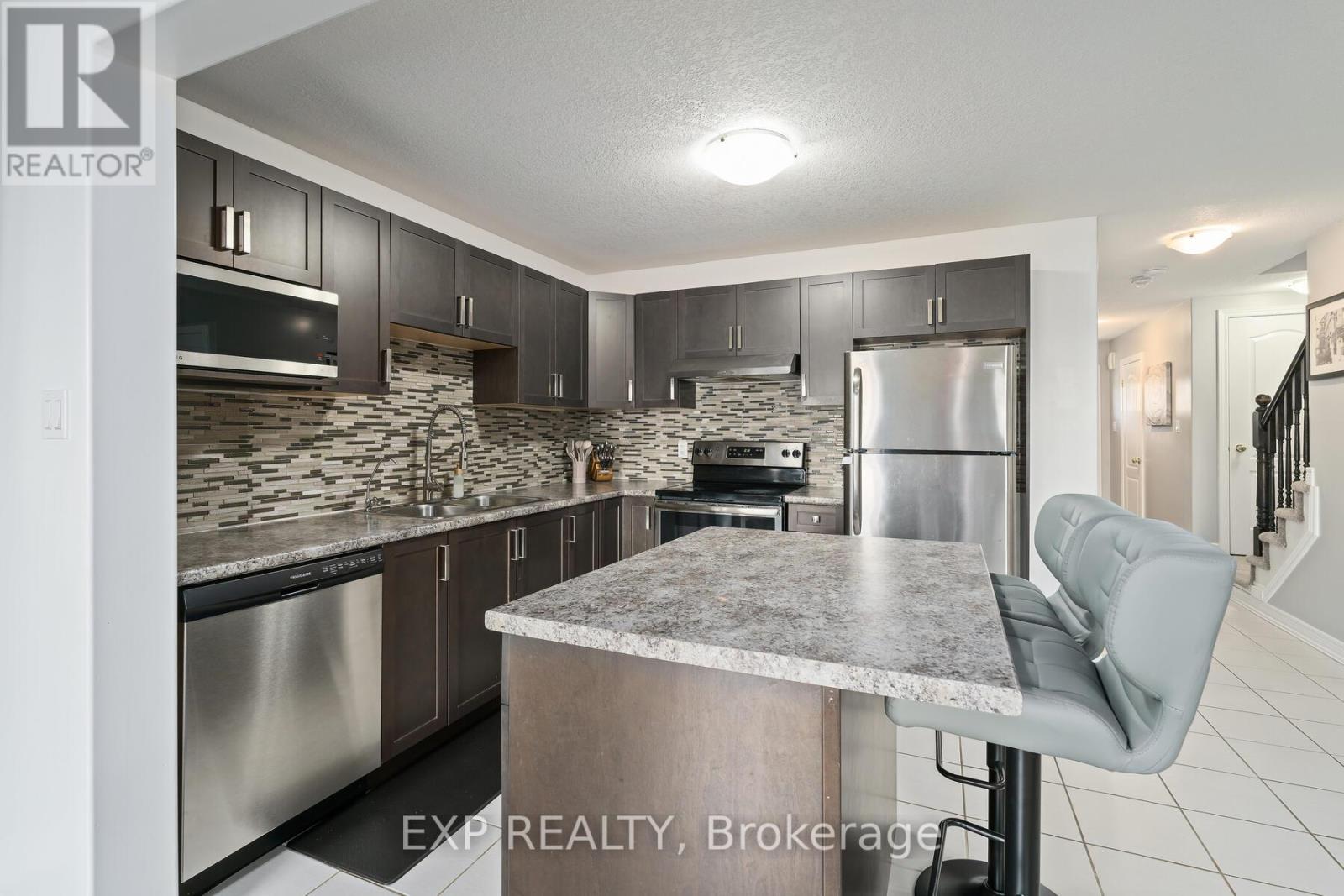67 - 124 Parkinson Crescent, Orangeville, Ontario  L9W 6R7 - Photo 10 - W12445816