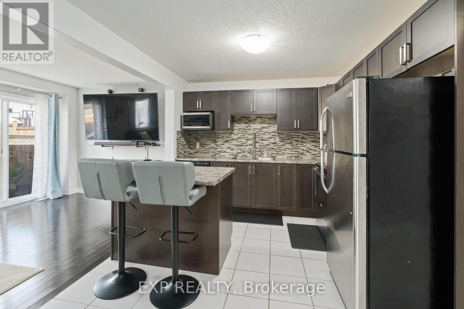 67 - 124 Parkinson Crescent, Orangeville, Ontario  L9W 6R7 - Photo 11 - W12445816
