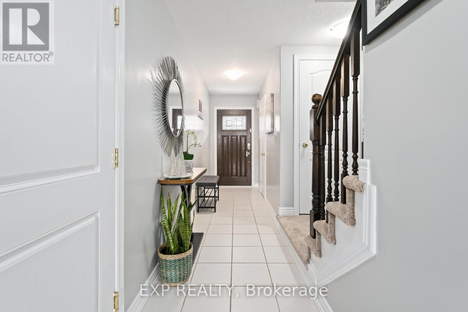 67 - 124 Parkinson Crescent, Orangeville, Ontario  L9W 6R7 - Photo 5 - W12445816