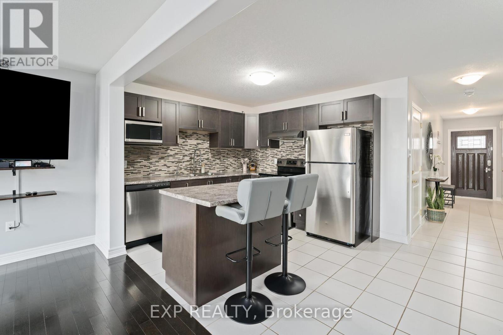 67 - 124 Parkinson Crescent, Orangeville, Ontario  L9W 6R7 - Photo 9 - W12445816