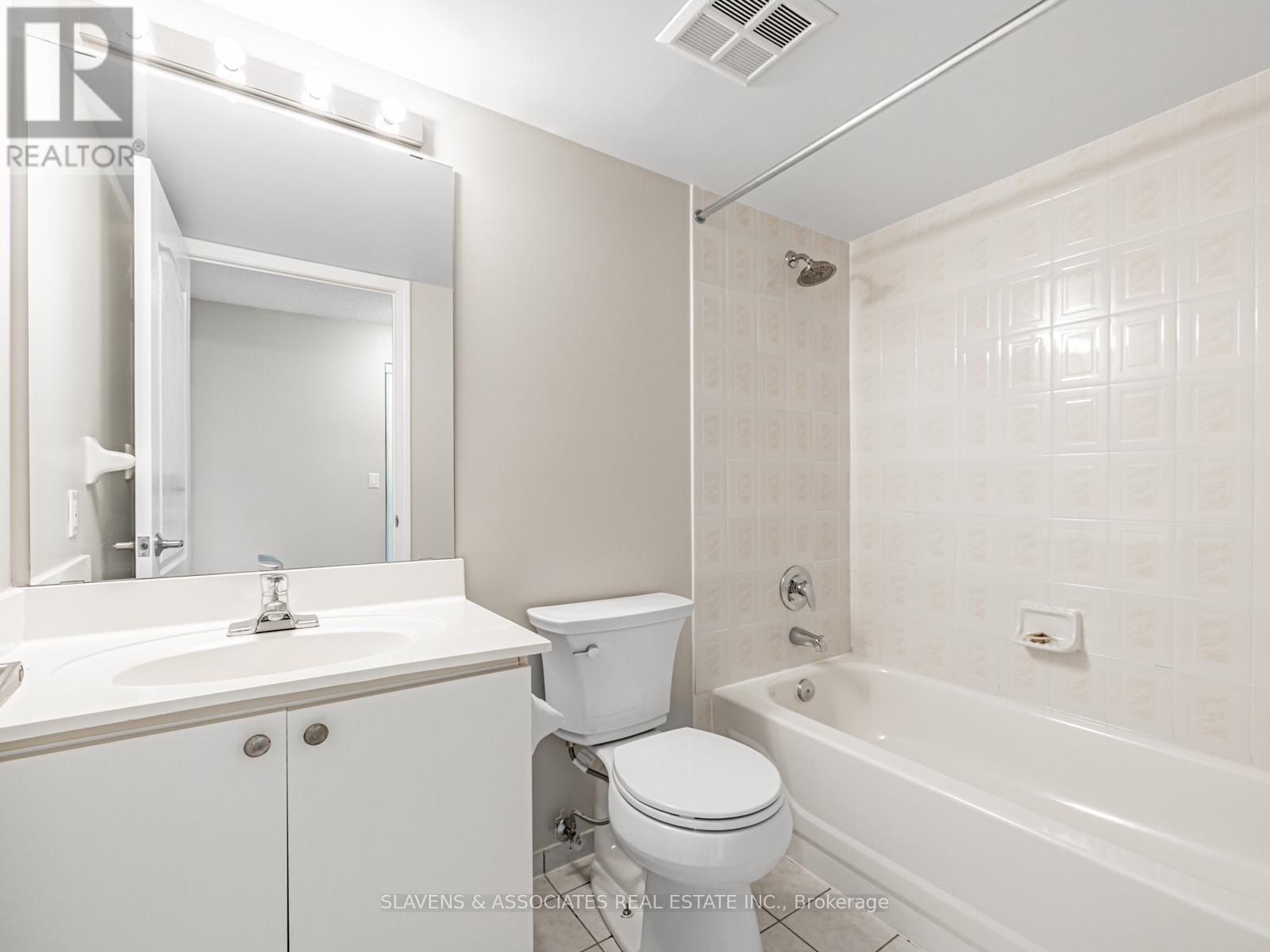 1404 - 1000 The Esplanade Road N, Pickering, Ontario  L1V 6V4 - Photo 17 - E12403612