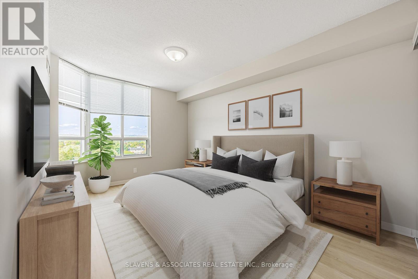 1404 - 1000 The Esplanade Road N, Pickering, Ontario  L1V 6V4 - Photo 4 - E12403612