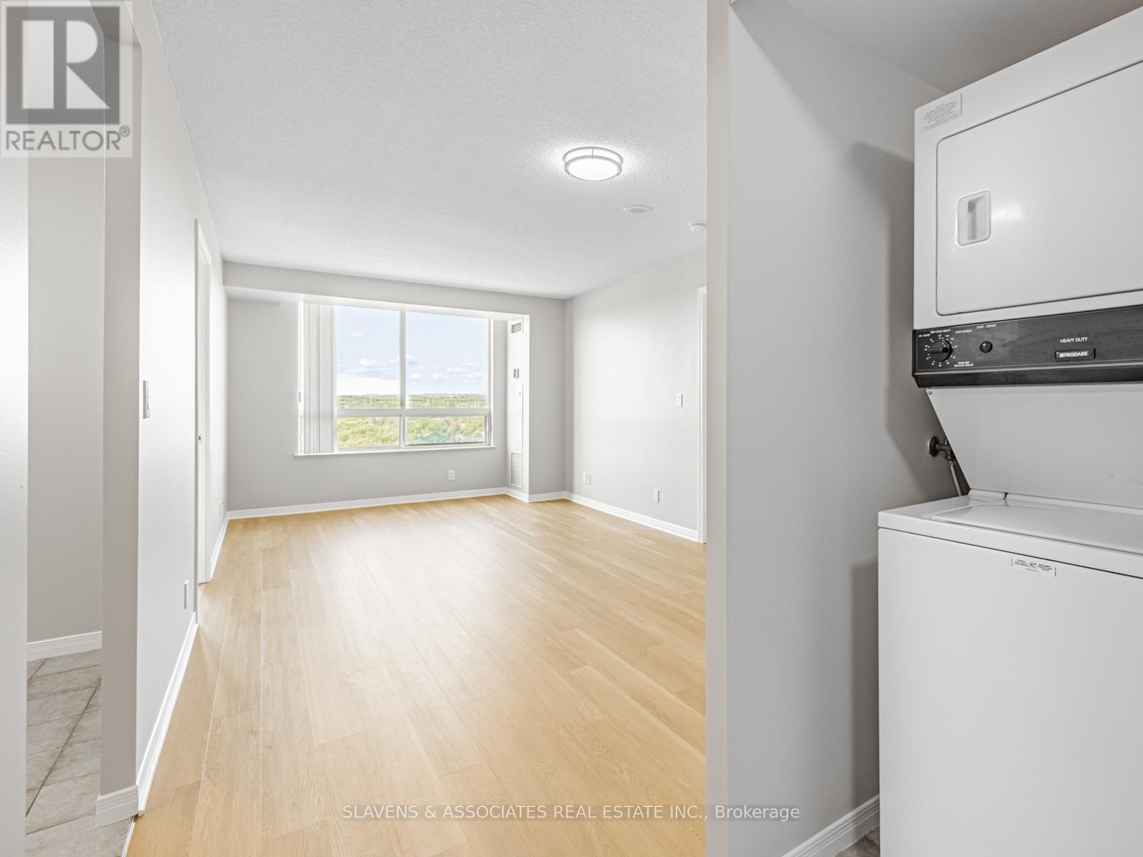 1404 - 1000 The Esplanade Road N, Pickering, Ontario  L1V 6V4 - Photo 16 - E12403612