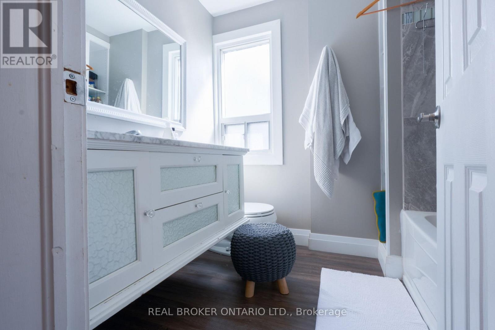 54 Tower Drive, Toronto, Ontario  M1R 3N9 - Photo 25 - E12404419