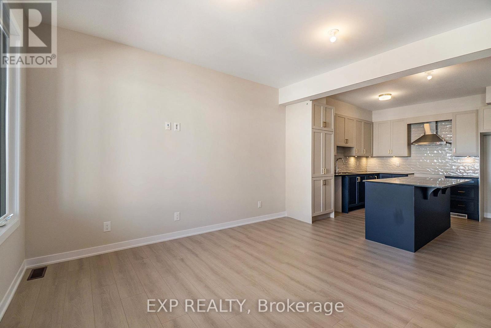 120 Ryan Reynolds Way N, Ottawa, Ontario  K4A 5T4 - Photo 10 - X12445796