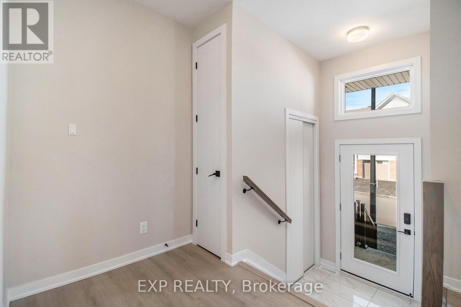 120 Ryan Reynolds Way N, Ottawa, Ontario  K4A 5T4 - Photo 4 - X12445796