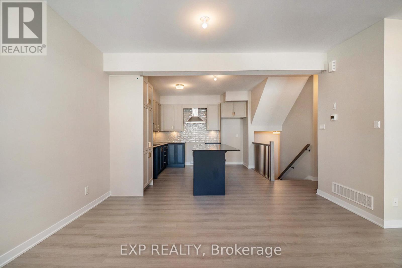 120 Ryan Reynolds Way N, Ottawa, Ontario  K4A 5T4 - Photo 6 - X12445796