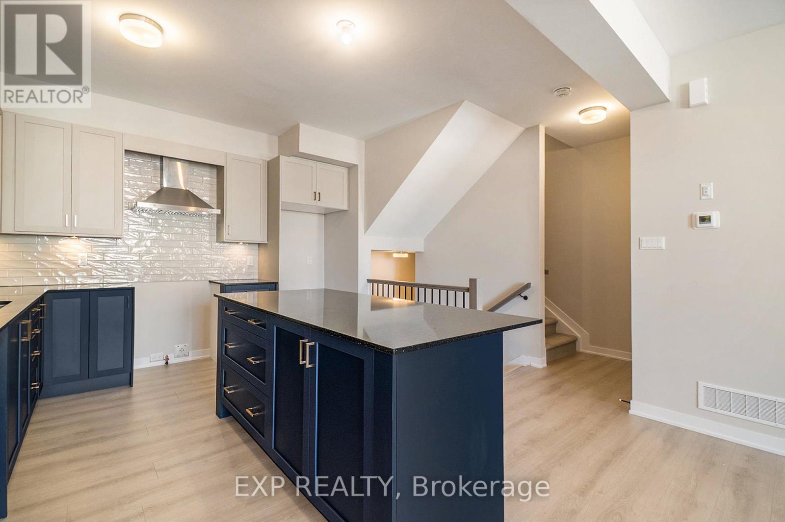 120 Ryan Reynolds Way N, Ottawa, Ontario  K4A 5T4 - Photo 8 - X12445796