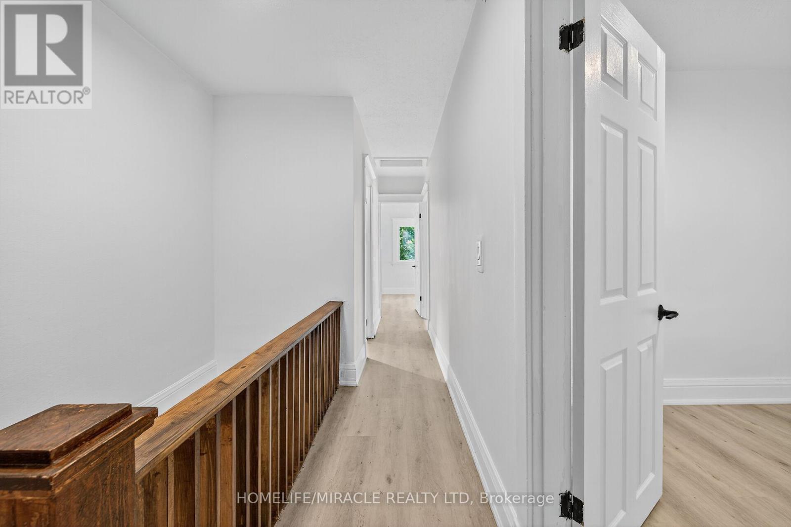 463 Dunsmure Road, Hamilton (Crown Point), Ontario  L8L 1X4 - Photo 16 - X12445804