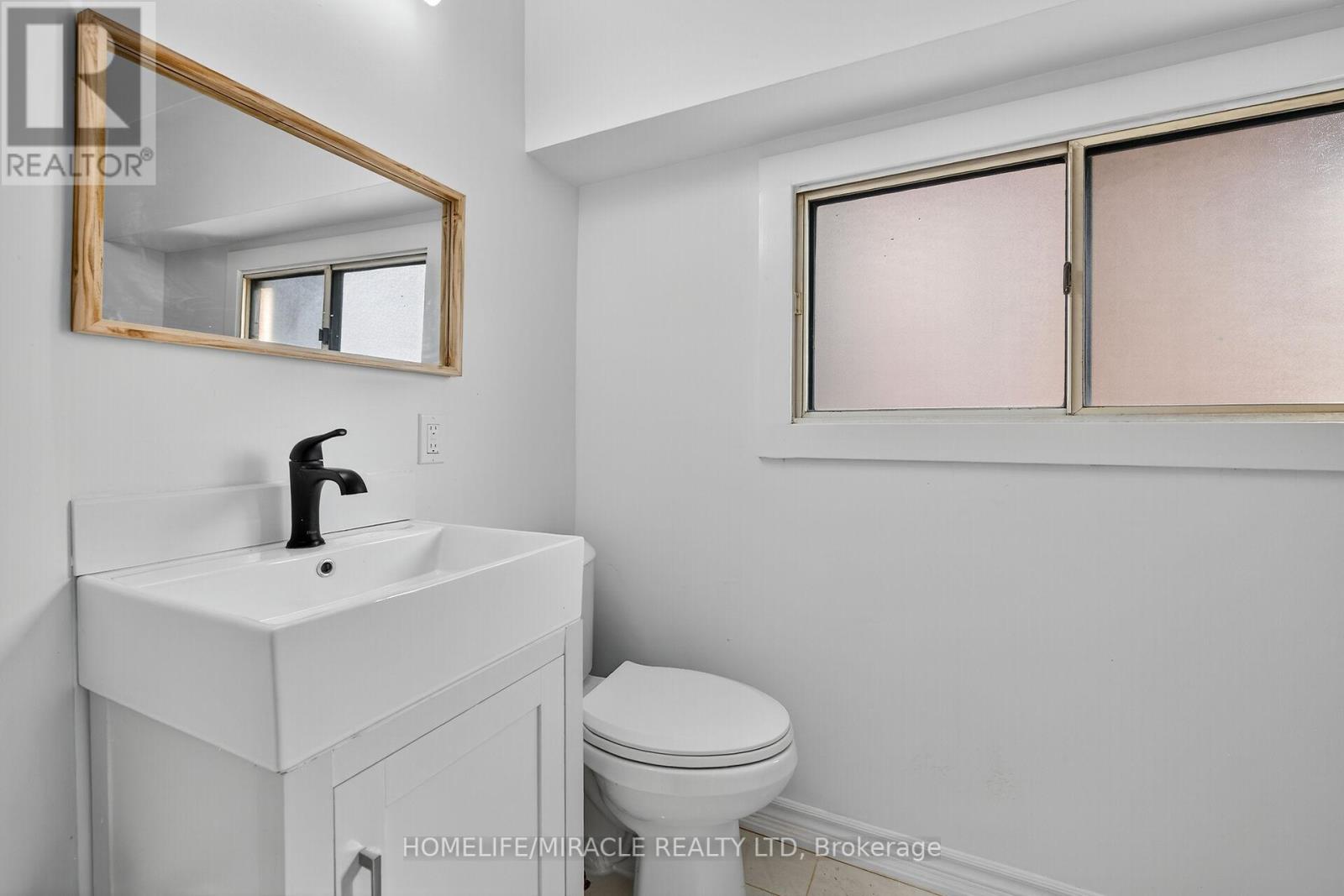 463 Dunsmure Road, Hamilton (Crown Point), Ontario  L8L 1X4 - Photo 18 - X12445804