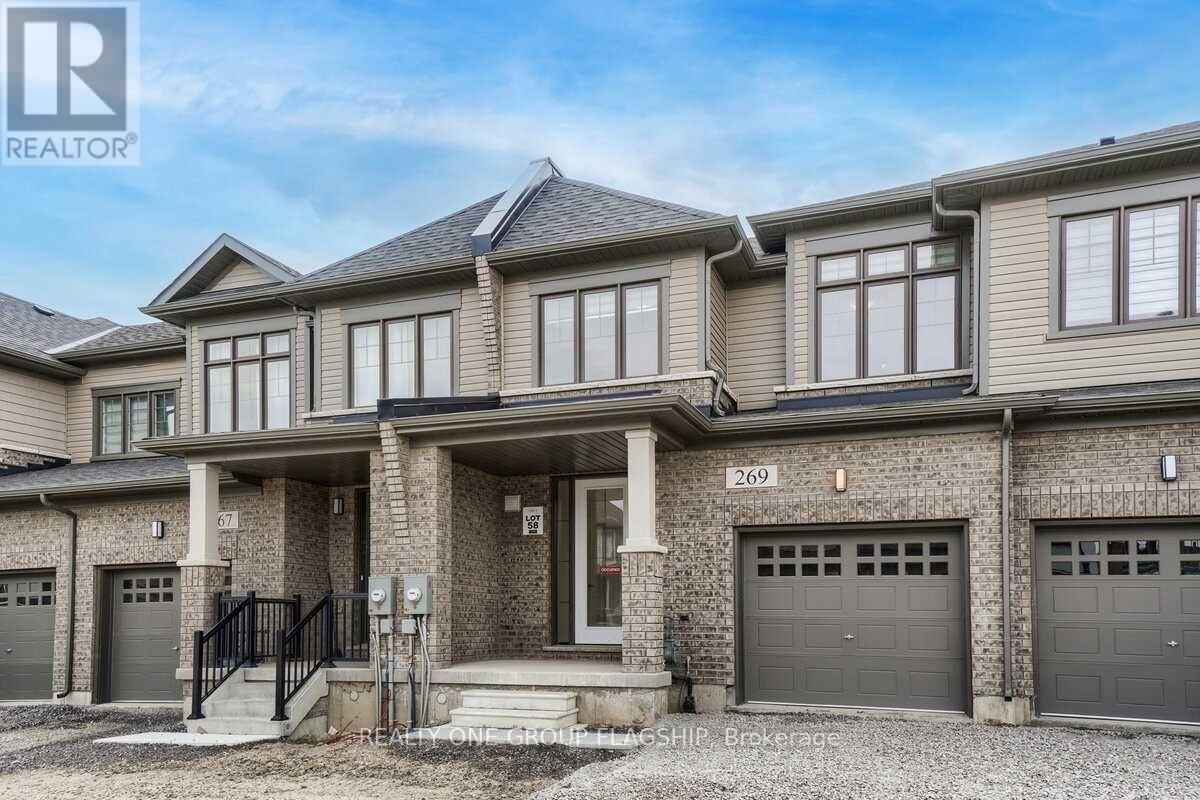 269 Provident Way N, Hamilton (Mount Hope), Ontario  L0R 1W0 - Photo 1 - X12445817