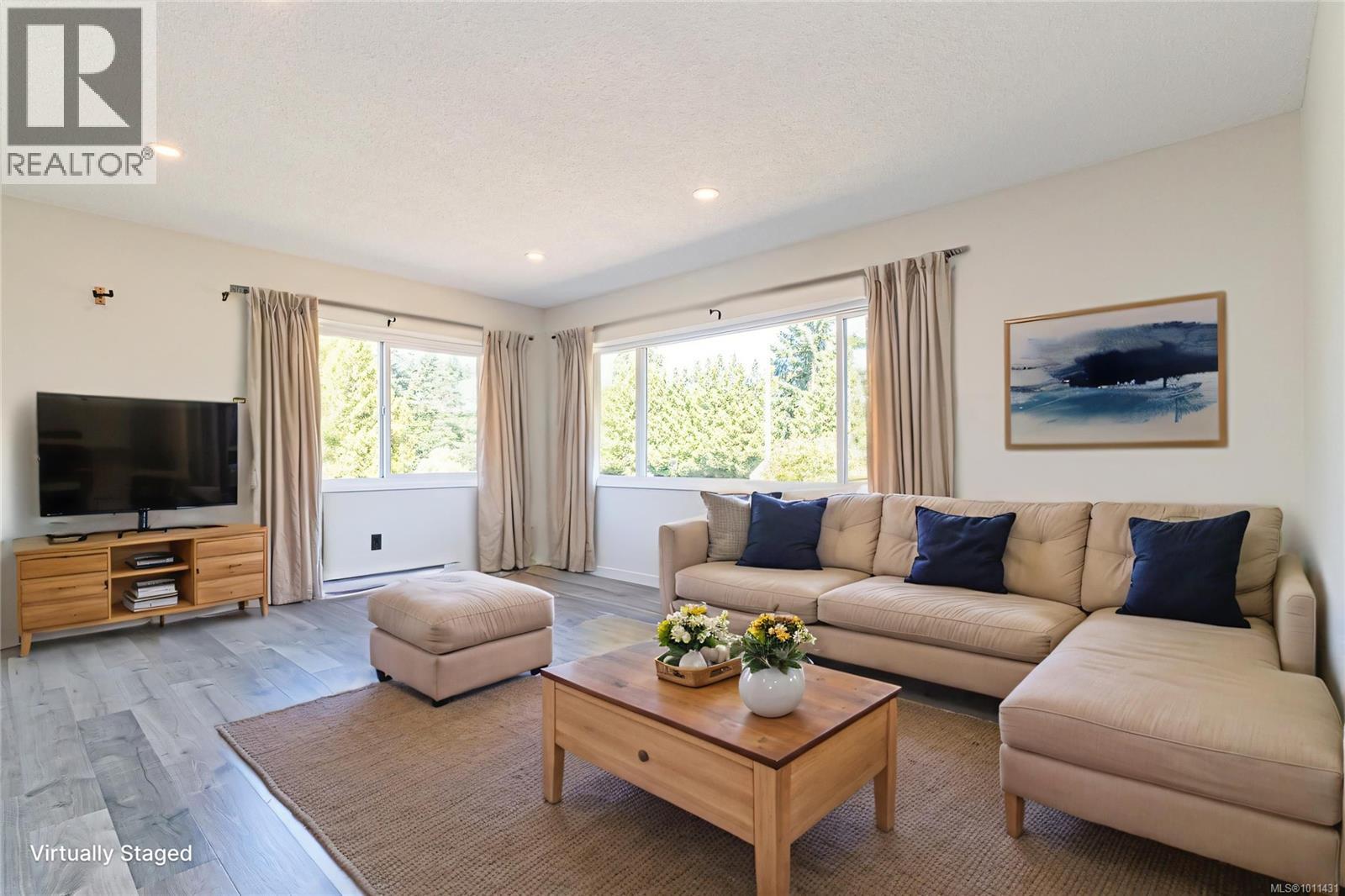 3995 Arlene Pl, Saanich, British Columbia