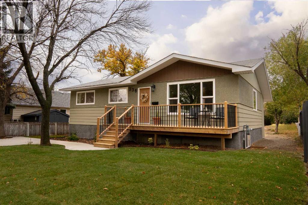 336 20 Street N, Lethbridge, Alberta  T1H 3M9 - Photo 2 - A2260551