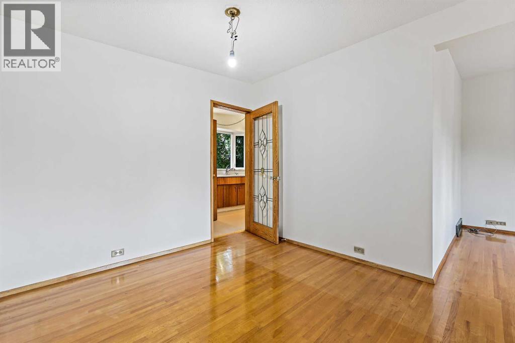 10623 Bradbury Drive Sw, Calgary, Alberta  T2W 1A9 - Photo 10 - A2259287