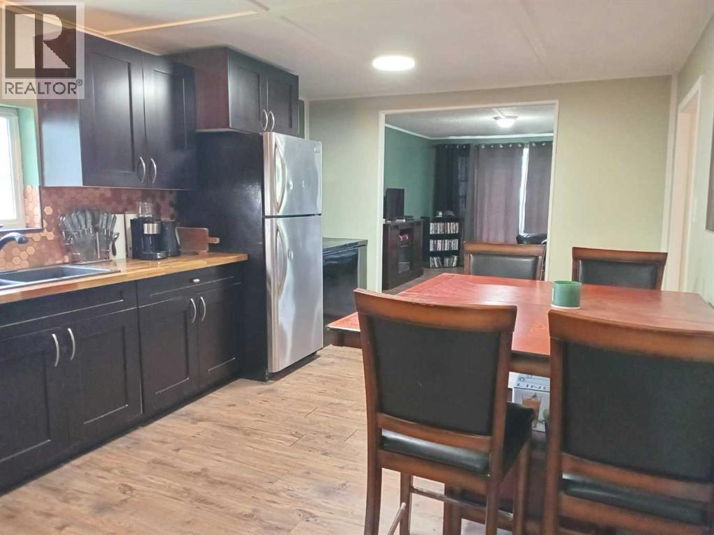 92, 133 Jarvis Street, Hinton, Alberta  T7V 1R4 - Photo 4 - A2242407