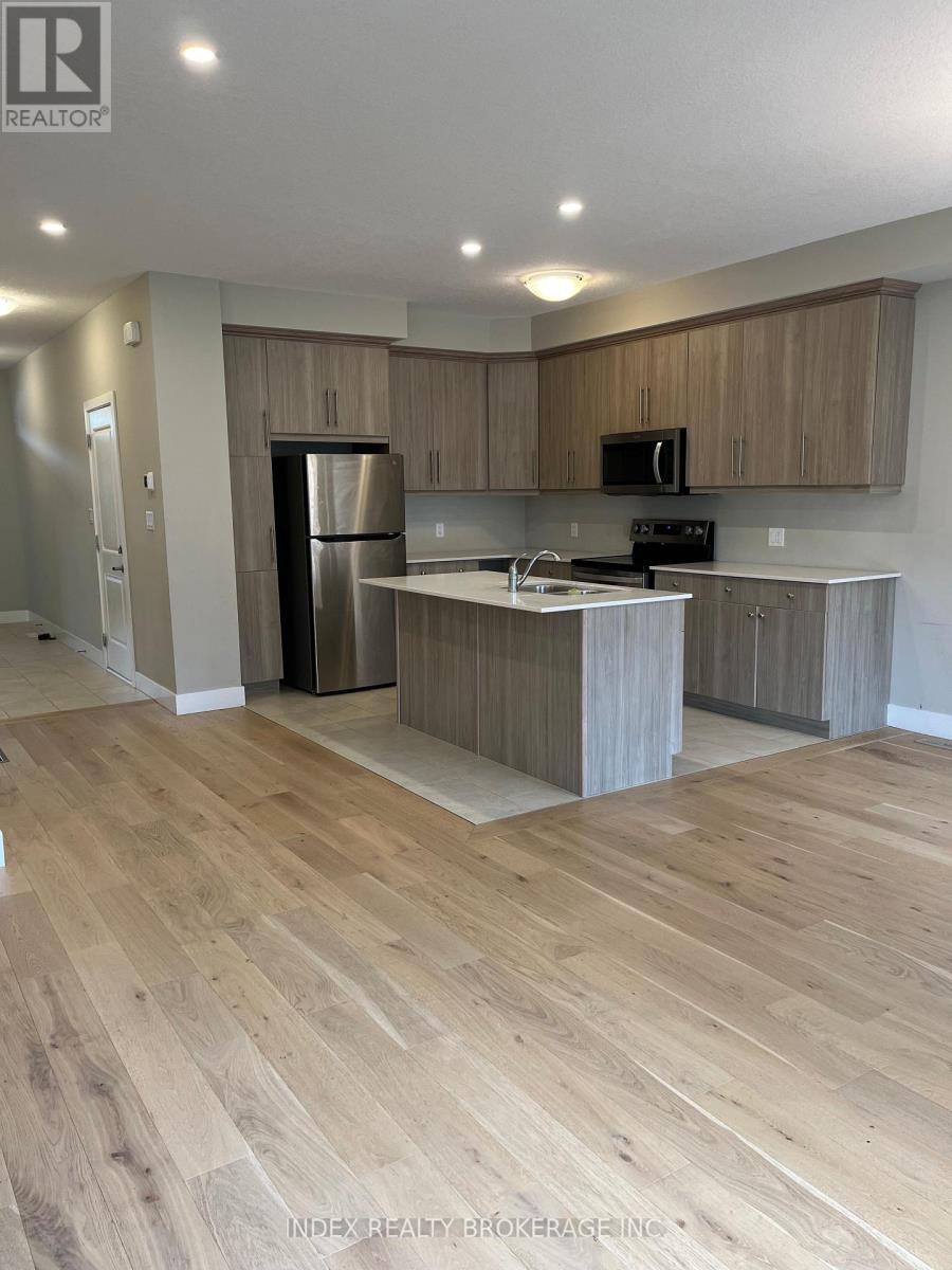 677 Chelton Road, London South, Ontario  N6M 0J1 - Photo 3 - X12445341