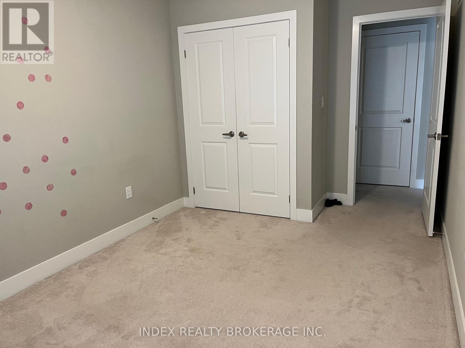 677 Chelton Road, London South, Ontario  N6M 0J1 - Photo 5 - X12445341