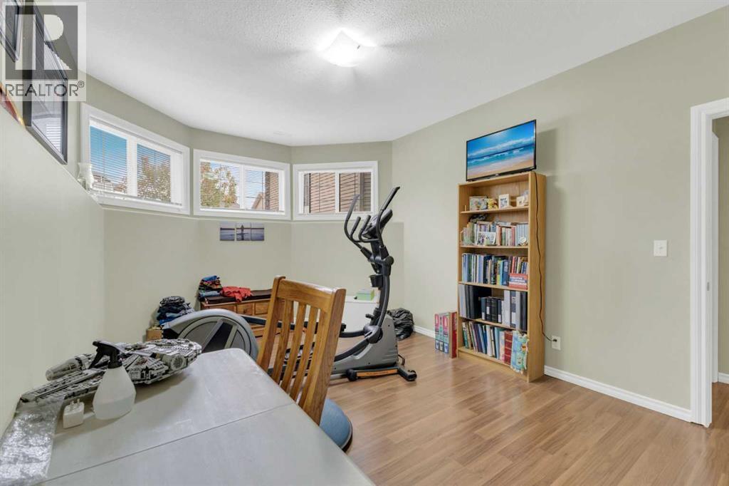 63 Vincent Close, Red Deer, Alberta  T4R 0H7 - Photo 30 - A2261868