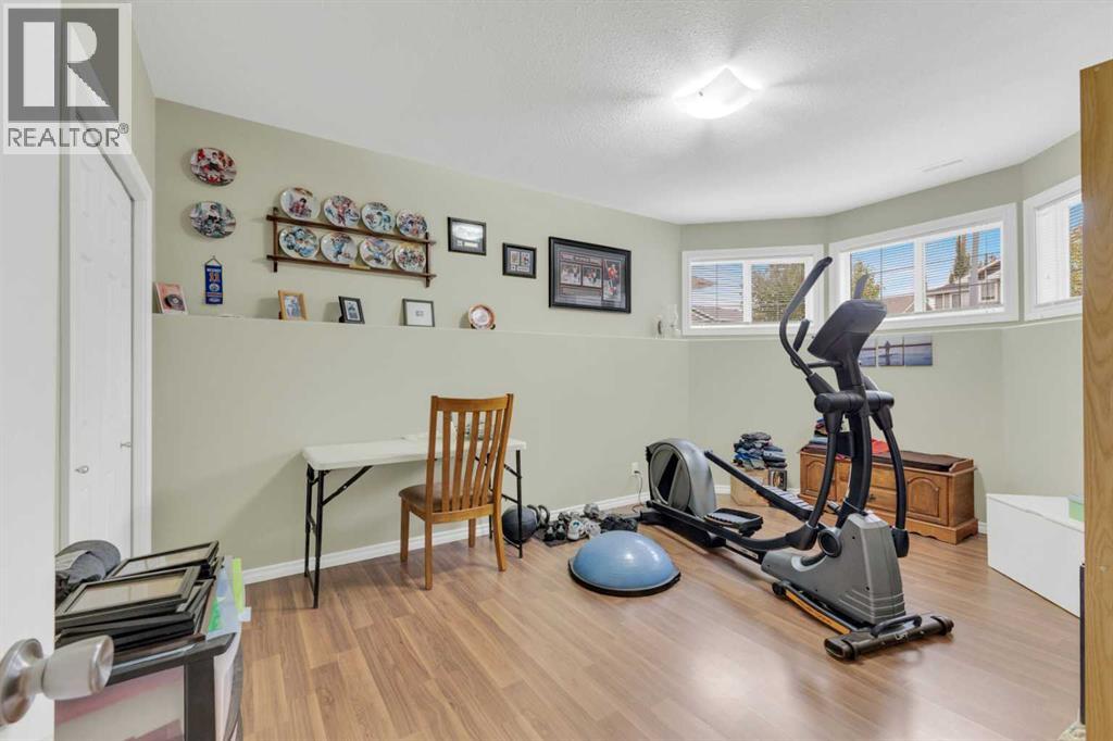 63 Vincent Close, Red Deer, Alberta  T4R 0H7 - Photo 25 - A2261868