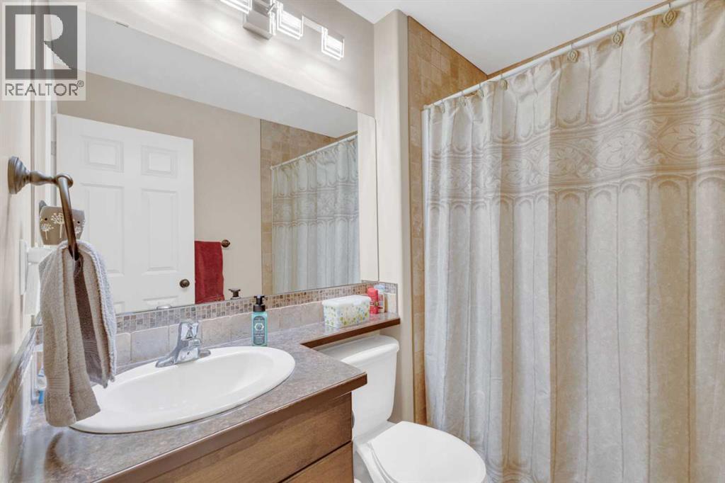 63 Vincent Close, Red Deer, Alberta  T4R 0H7 - Photo 32 - A2261868