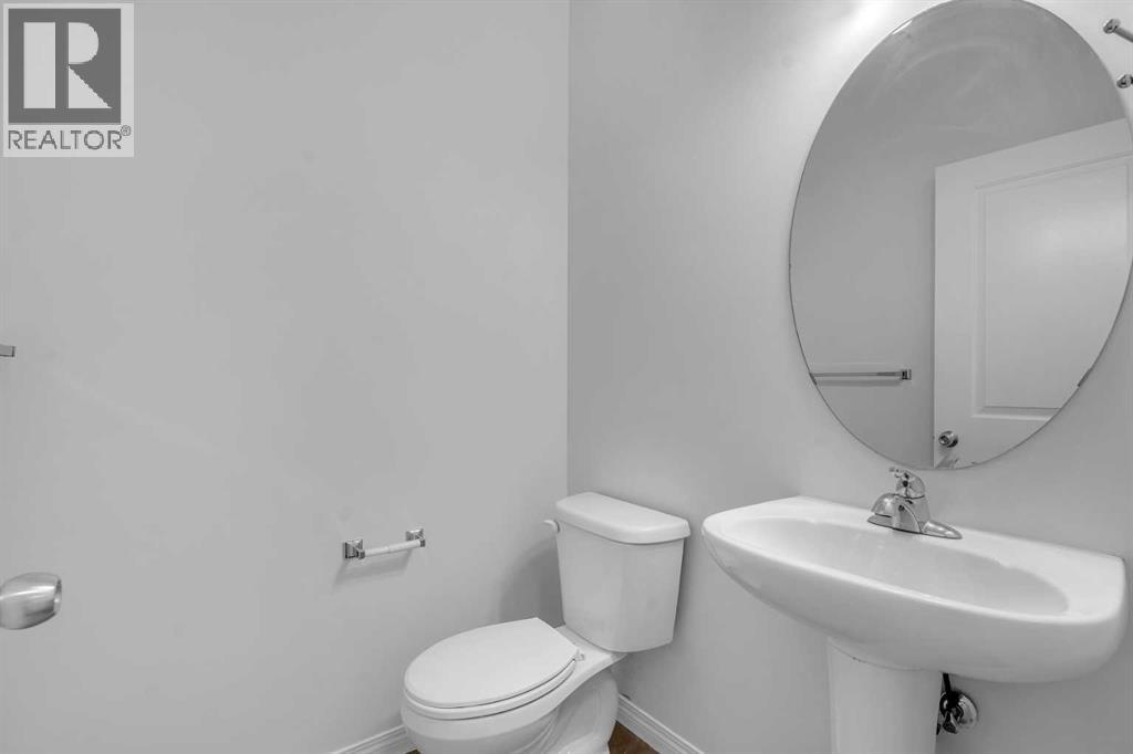 176 Skyview Point Road Ne, Calgary, Alberta  T3N 0K4 - Photo 17 - A2257432