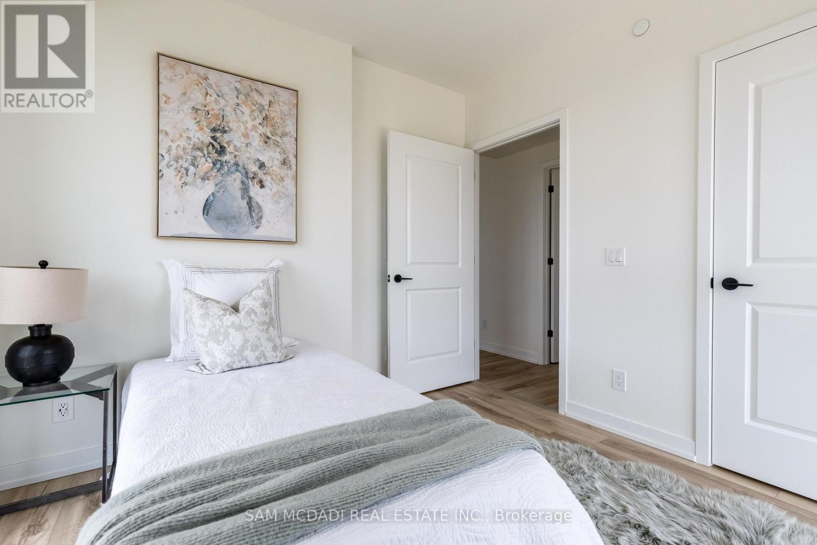 405 - 335 Wheat Boom Drive, Oakville, Ontario  L6H 7Y1 - Photo 13 - W12445695