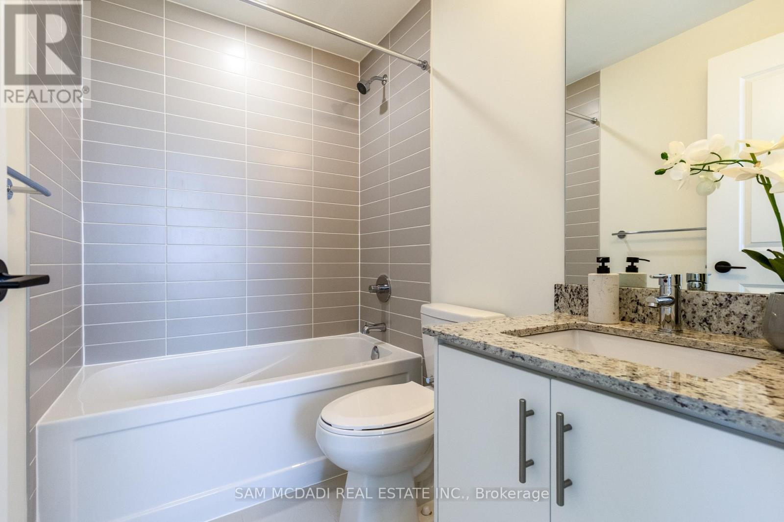 405 - 335 Wheat Boom Drive, Oakville, Ontario  L6H 7Y1 - Photo 18 - W12445695