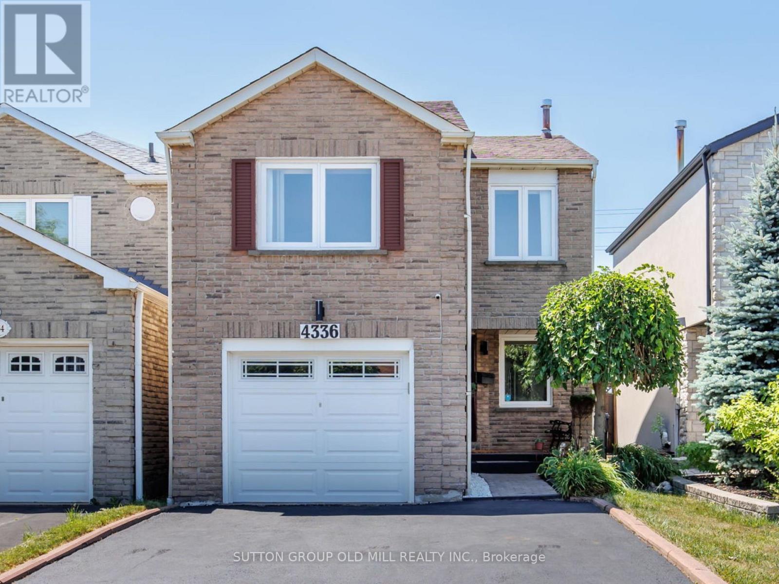 4336 Lee Drive, Mississauga (Rathwood), Ontario  L4W 4A8 - Photo 1 - W12445822