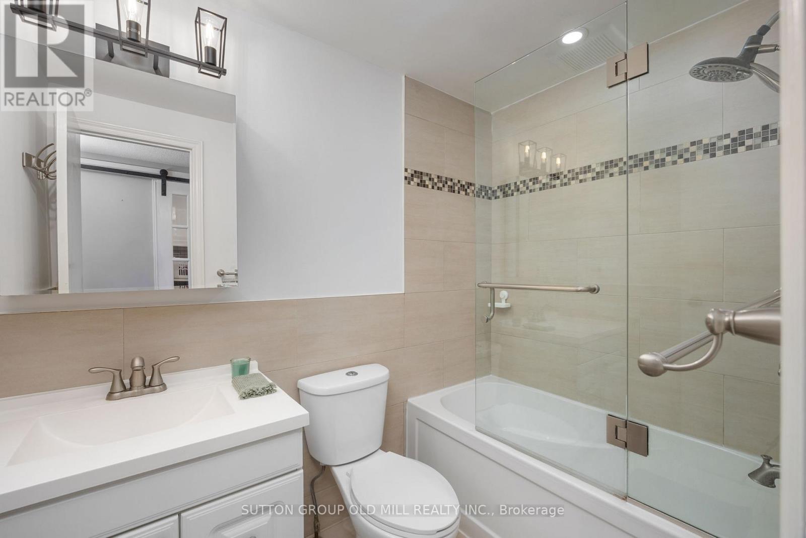 4336 Lee Drive, Mississauga (Rathwood), Ontario  L4W 4A8 - Photo 21 - W12445822