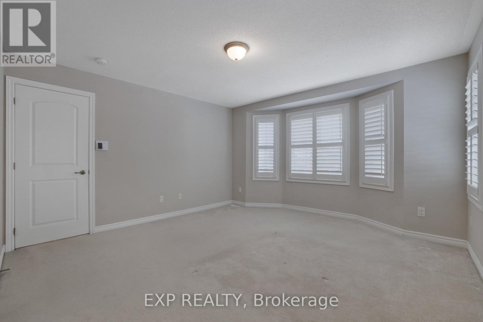 701 Mayfly Crescent, Ottawa, Ontario  K2J 0T3 - Photo 11 - X12445837