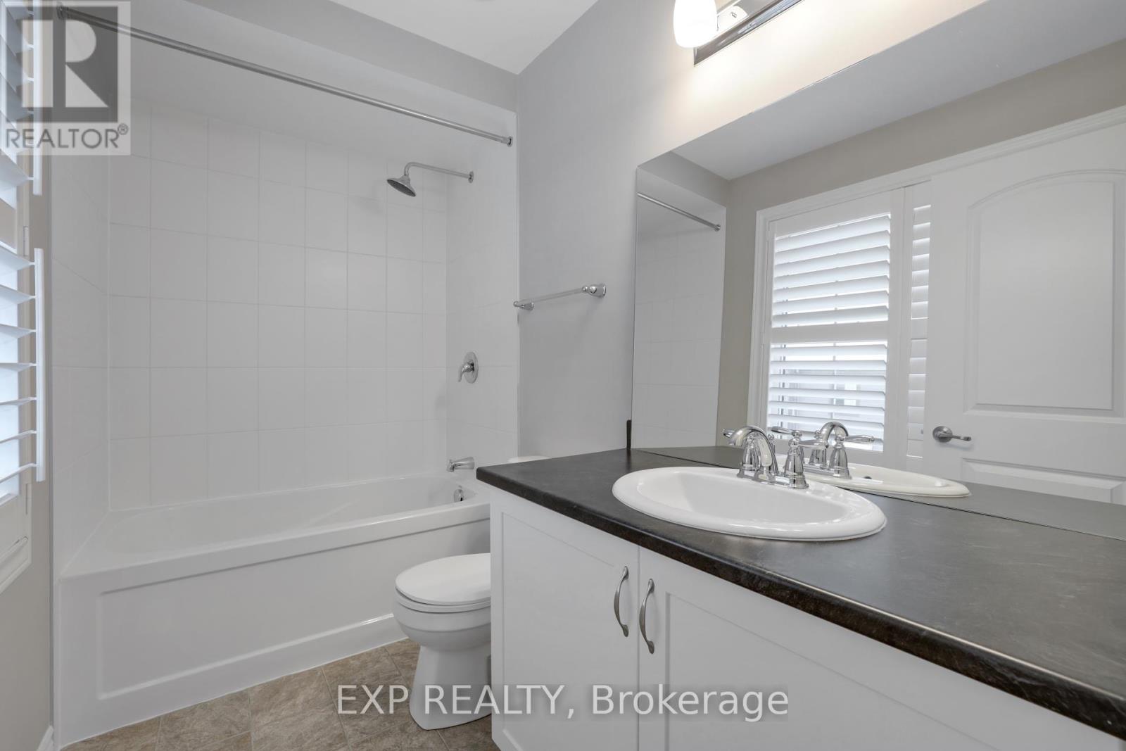 701 Mayfly Crescent, Ottawa, Ontario  K2J 0T3 - Photo 12 - X12445837