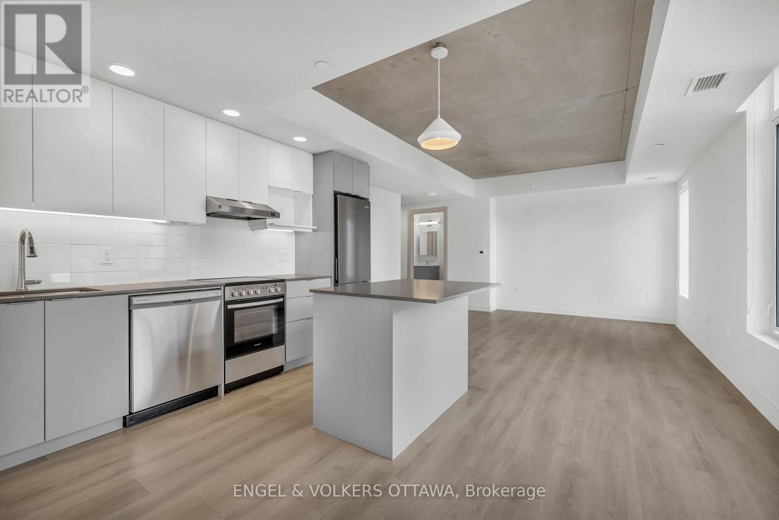2104 - 199 Rideau Street, Ottawa, Ontario  K1N 0E9 - Photo 5 - X12445859