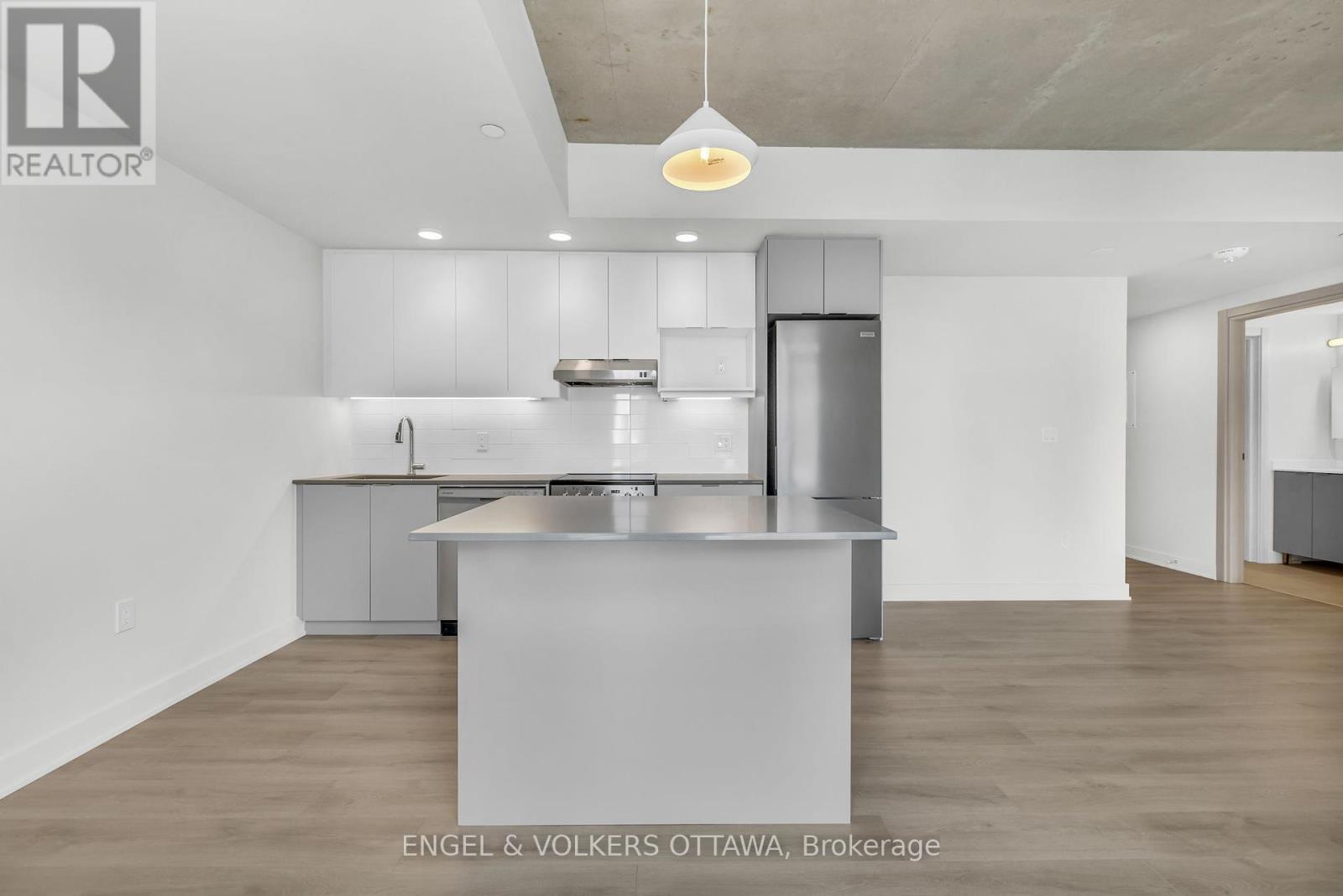 2104 - 199 Rideau Street, Ottawa, Ontario  K1N 0E9 - Photo 6 - X12445859