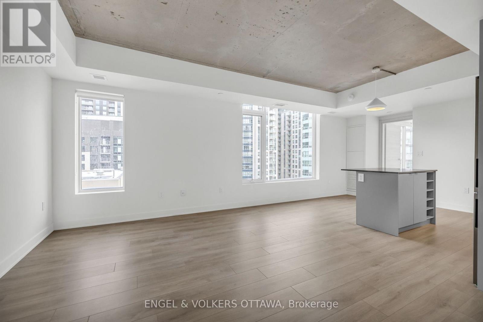 2104 - 199 Rideau Street, Ottawa, Ontario  K1N 0E9 - Photo 8 - X12445859