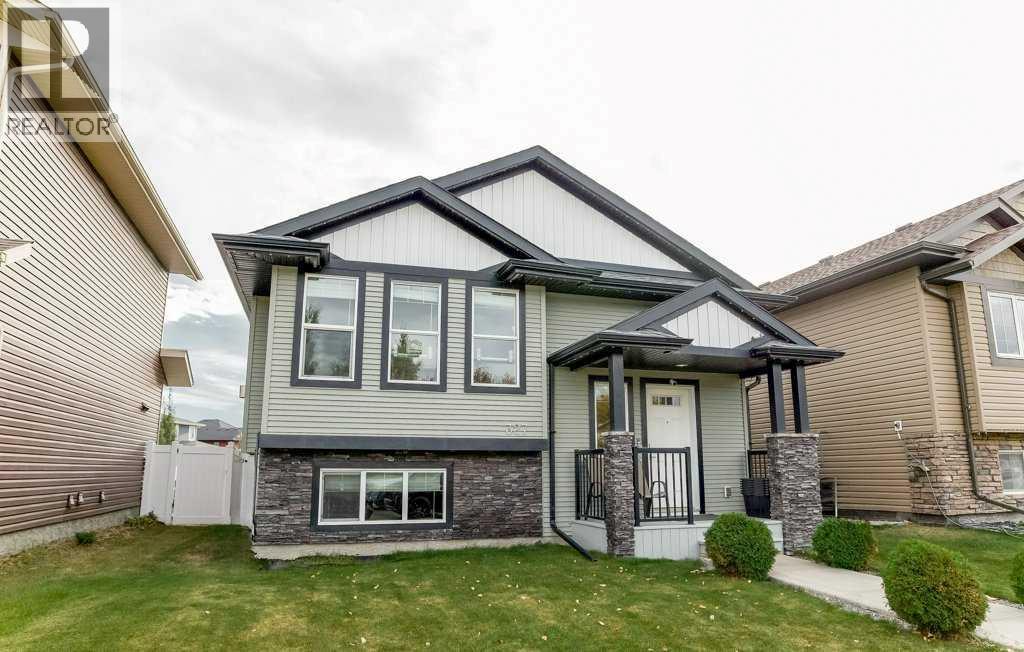 327 Lancaster Drive, Red Deer, Alberta  T4R 0R1 - Photo 1 - A2262338