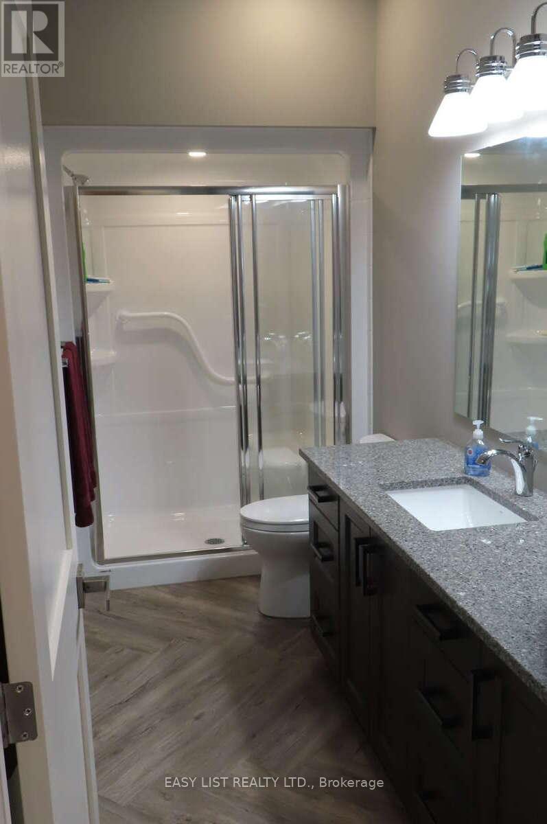 1248 Colborne Road, Sarnia, Ontario  N7V 3L4 - Photo 19 - X12445823