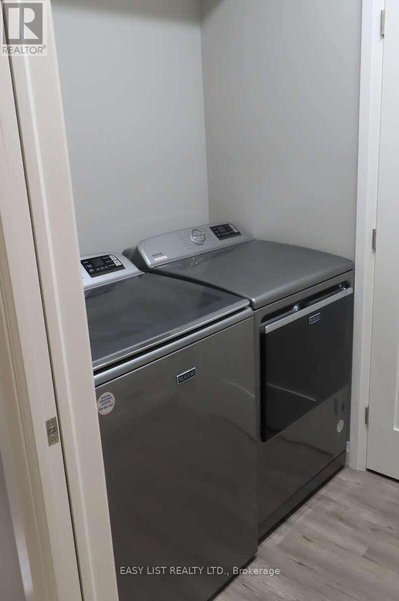 1248 Colborne Road, Sarnia, Ontario  N7V 3L4 - Photo 20 - X12445823