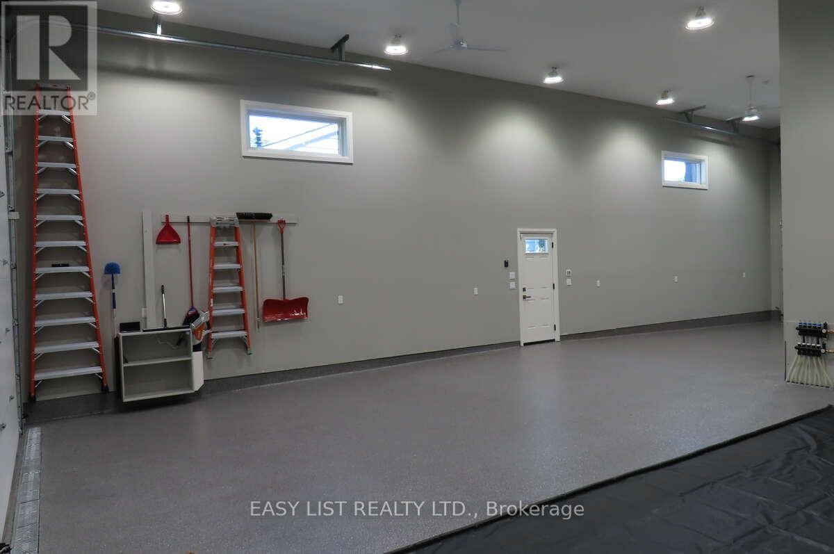 1248 Colborne Road, Sarnia, Ontario  N7V 3L4 - Photo 38 - X12445823