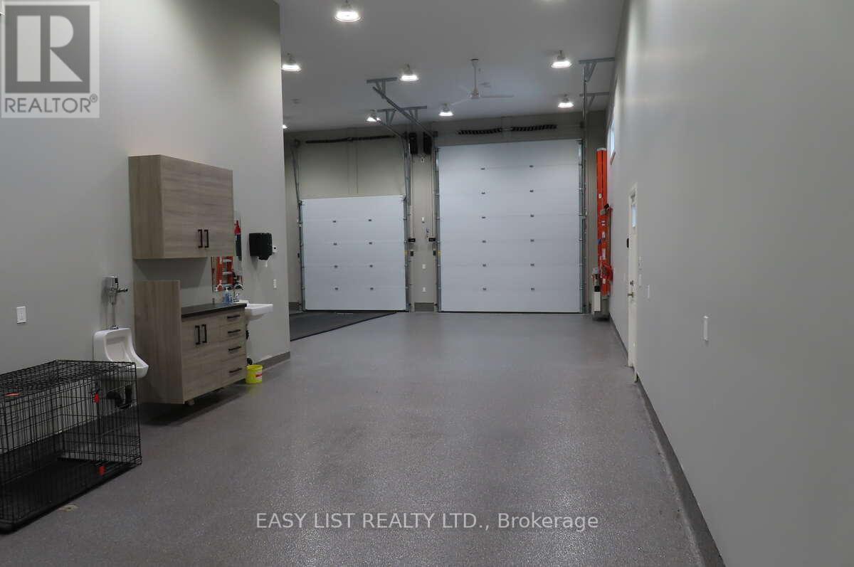 1248 Colborne Road, Sarnia, Ontario  N7V 3L4 - Photo 40 - X12445823