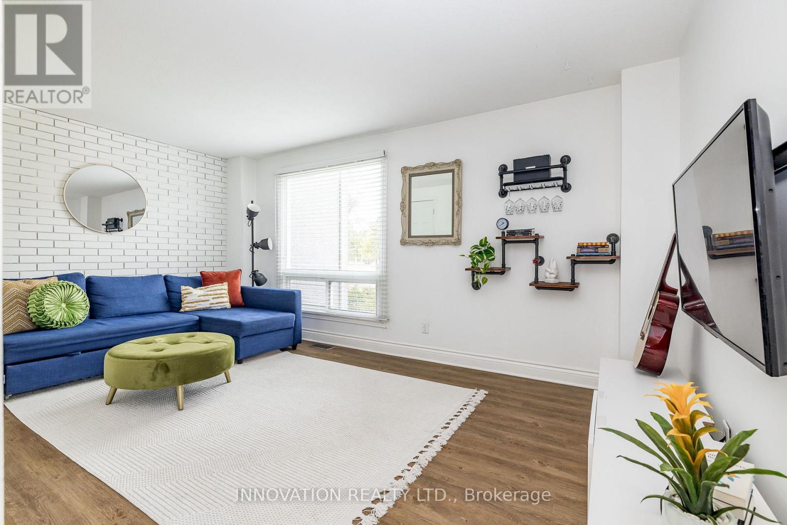 274 Woodfield Drive, Ottawa, Ontario  K2G 3W9 - Photo 2 - X12355947