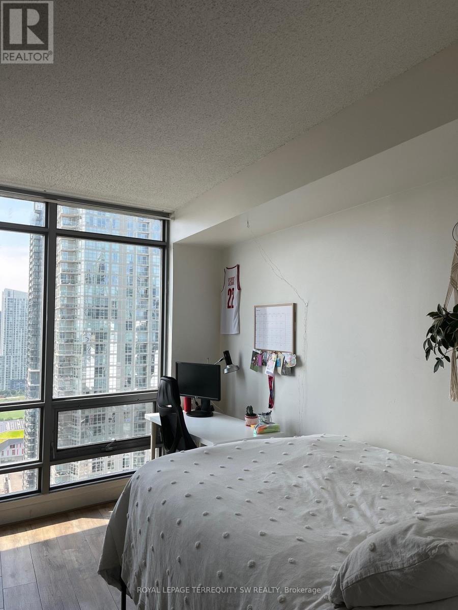3505 - 5 Mariner Terrace, Toronto, Ontario  M5V 3V6 - Photo 19 - C12444030