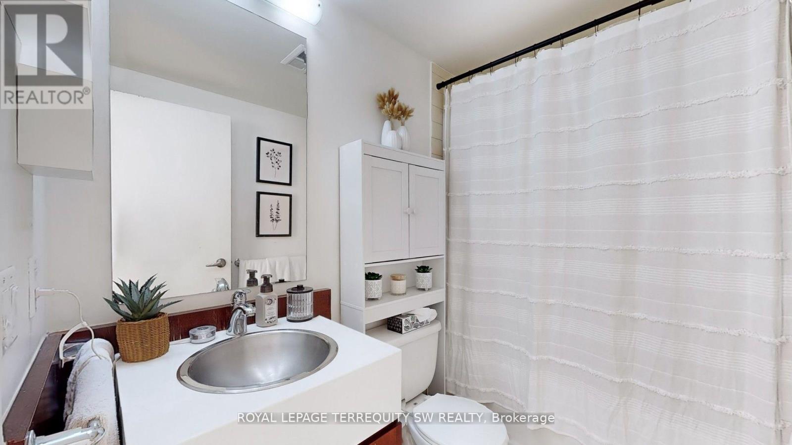 3505 - 5 Mariner Terrace, Toronto, Ontario  M5V 3V6 - Photo 29 - C12444030