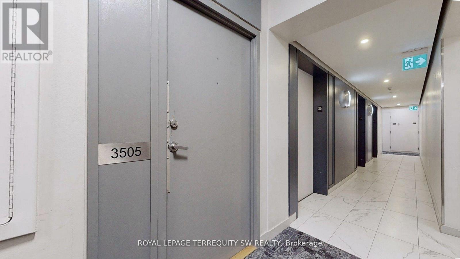 3505 - 5 Mariner Terrace, Toronto, Ontario  M5V 3V6 - Photo 33 - C12444030