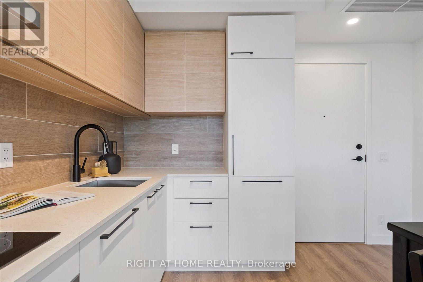 713 - 1050 Eastern Avenue, Toronto, Ontario  M4L 0B7 - Photo 5 - E12316672
