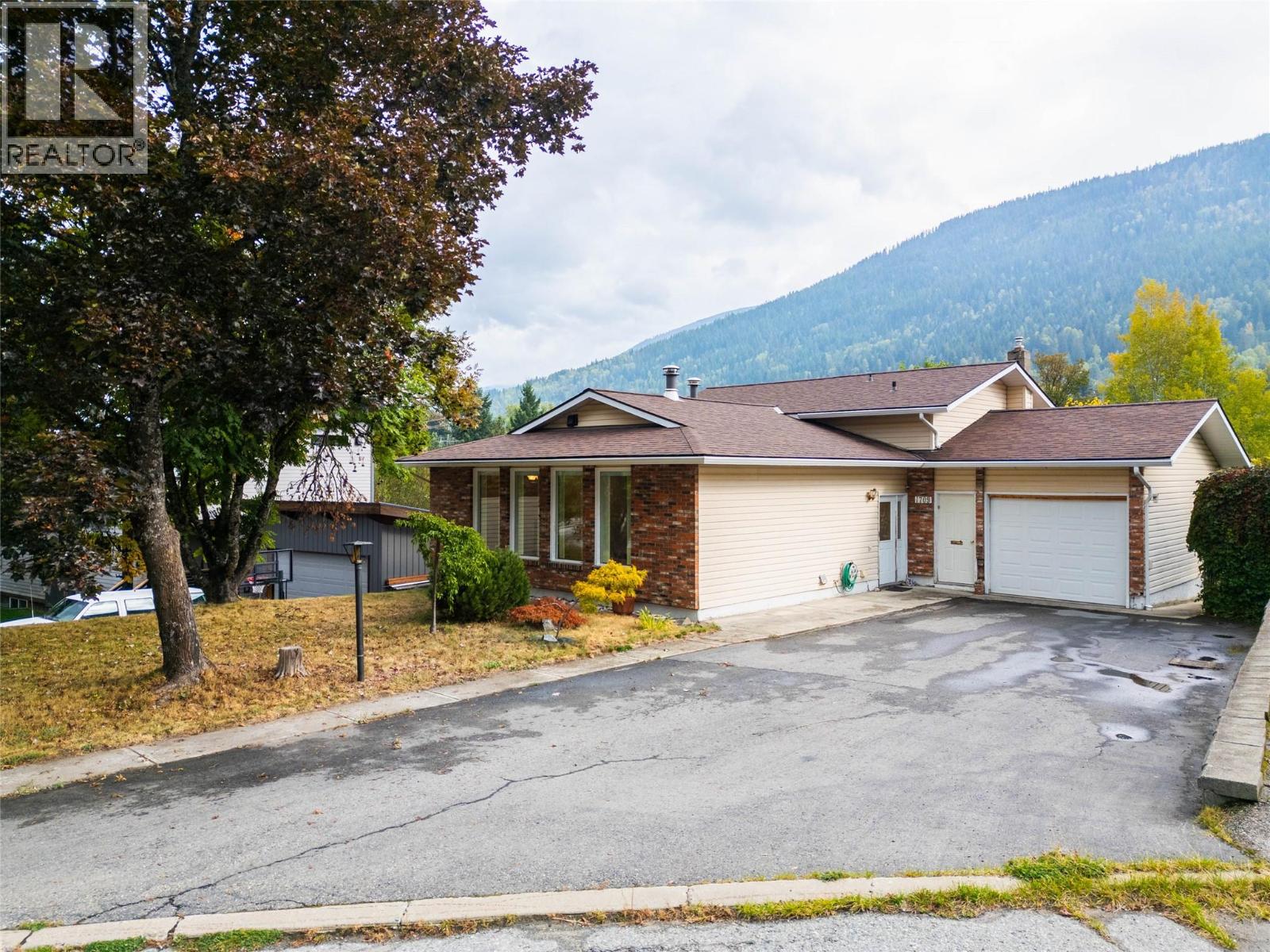 1709 Slocan Crescent, nelson, British Columbia