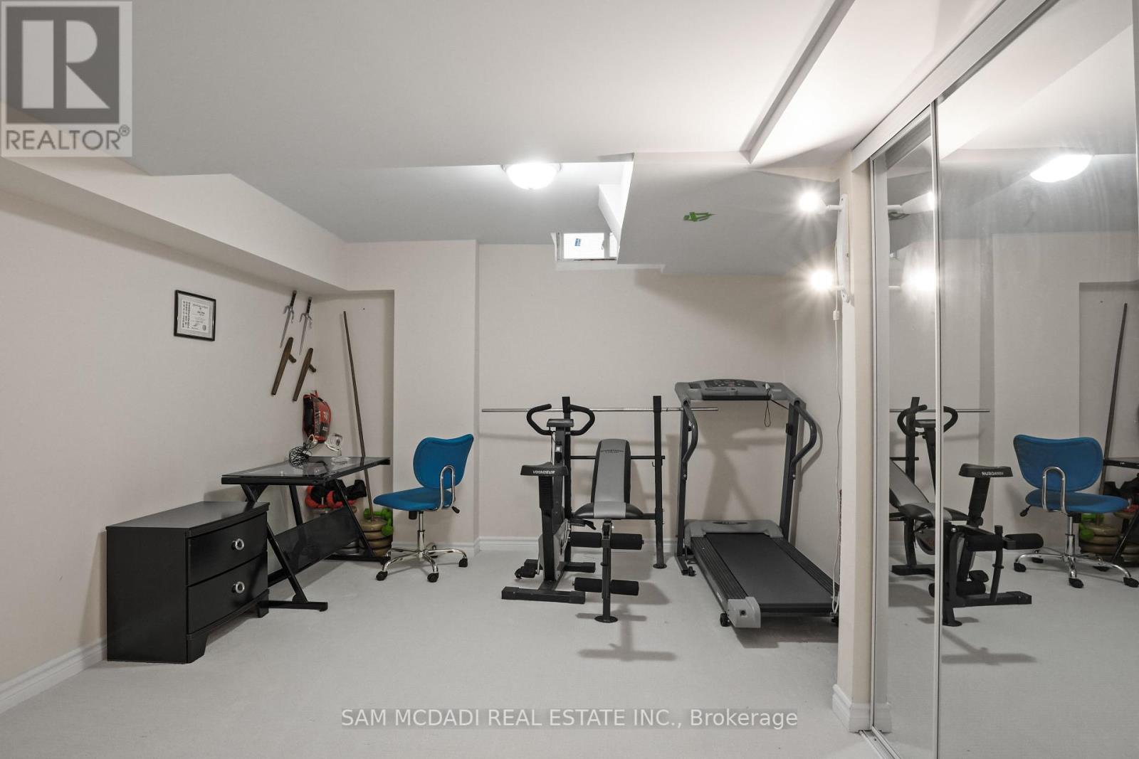 5499 Doctor Peddle Crescent, Mississauga, Ontario  L5M 0K7 - Photo 34 - W12280443