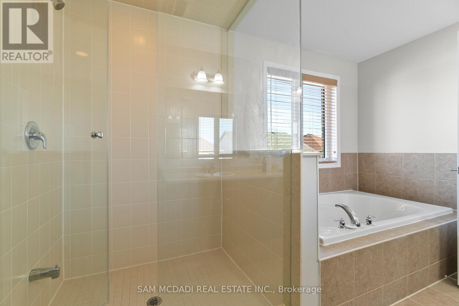 73 Miracle Trail, Brampton, Ontario  L7A 0Y8 - Photo 26 - W12308641